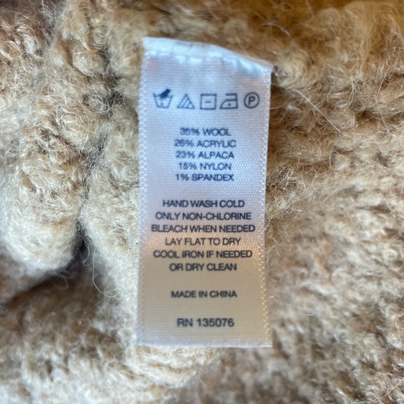 Thick Luxurious High Neck Sweater - Picture 3 of 3